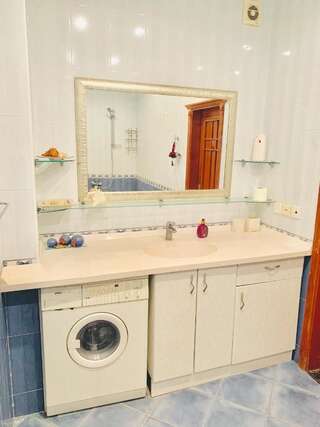 Апартаменты COSY APARTMENT WITH TRANSFER Баку Апартаменты с 3 спальнями-15